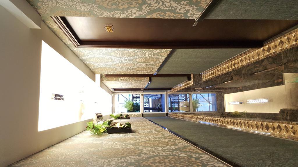Seasons Hotel - Causeway Bay Hong Kong Exterior photo